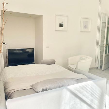 Salerno Center House - Corso Vittorio Emanueleアパートメント エクステリア 写真