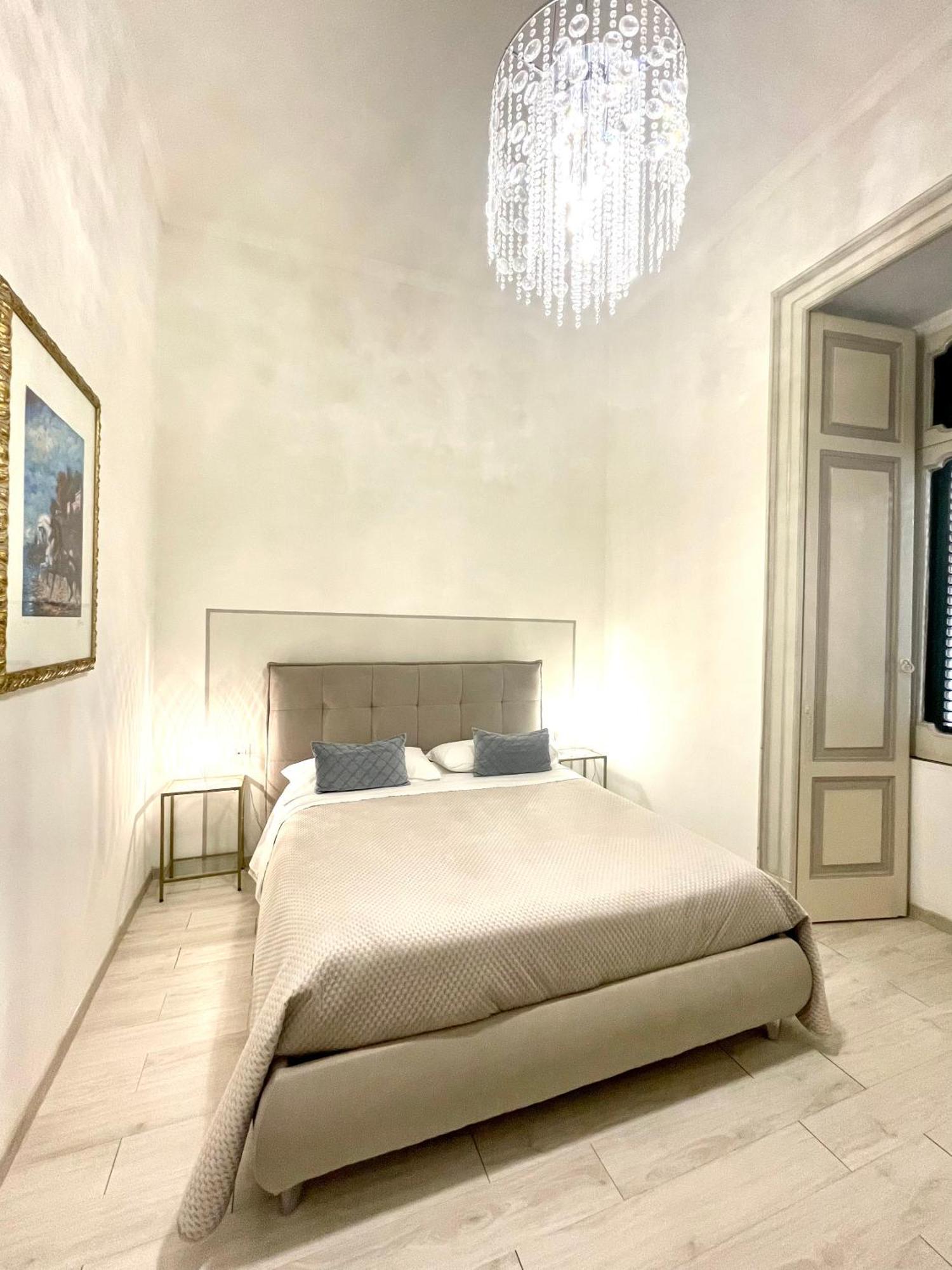 Salerno Center House - Corso Vittorio Emanueleアパートメント エクステリア 写真