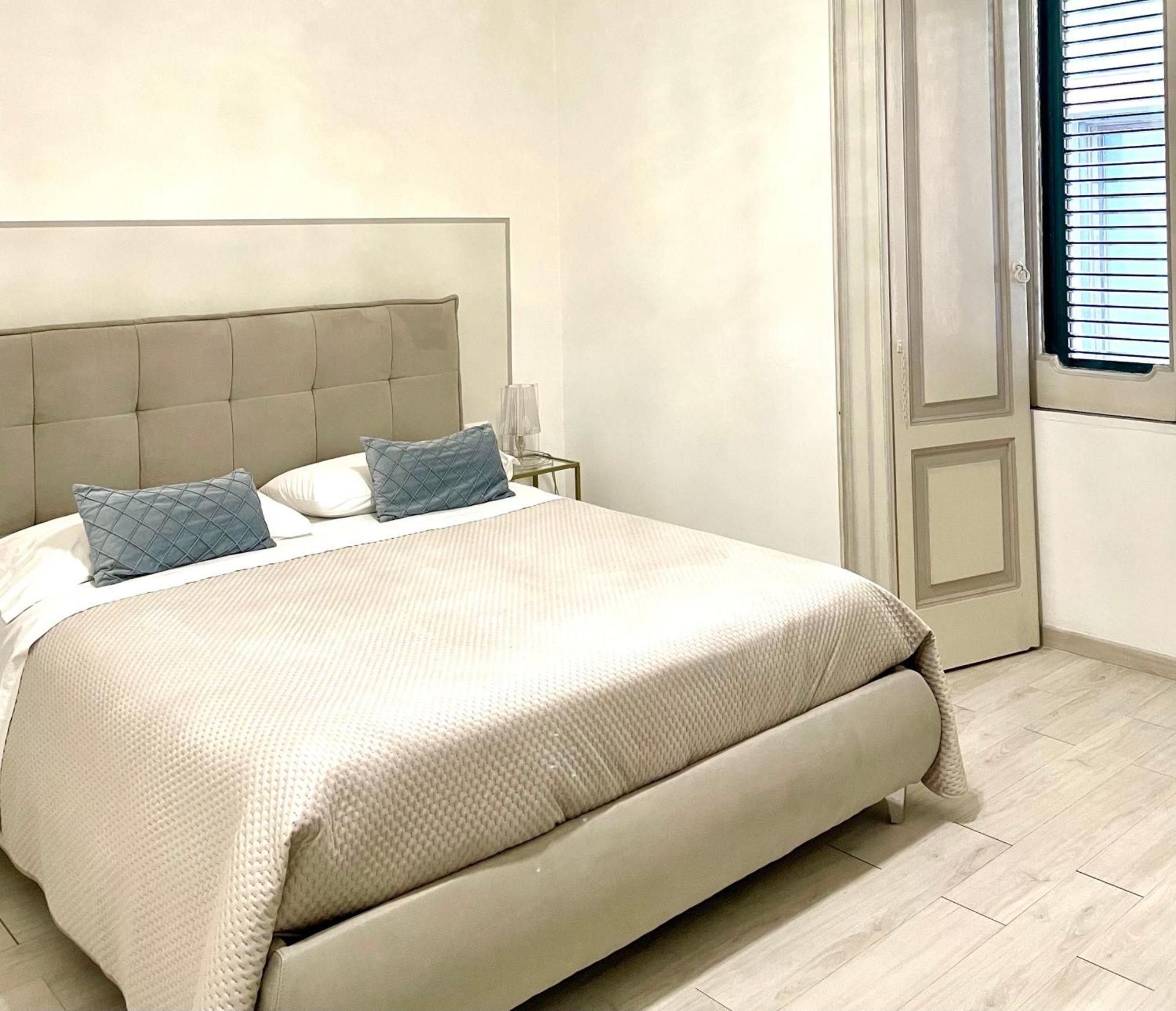 Salerno Center House - Corso Vittorio Emanueleアパートメント エクステリア 写真
